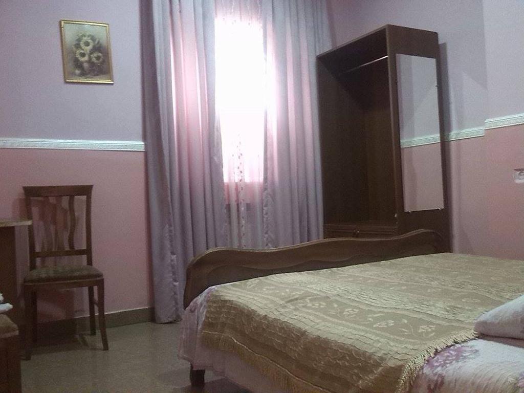 Hostel Georgia Kutaisi Cameră foto